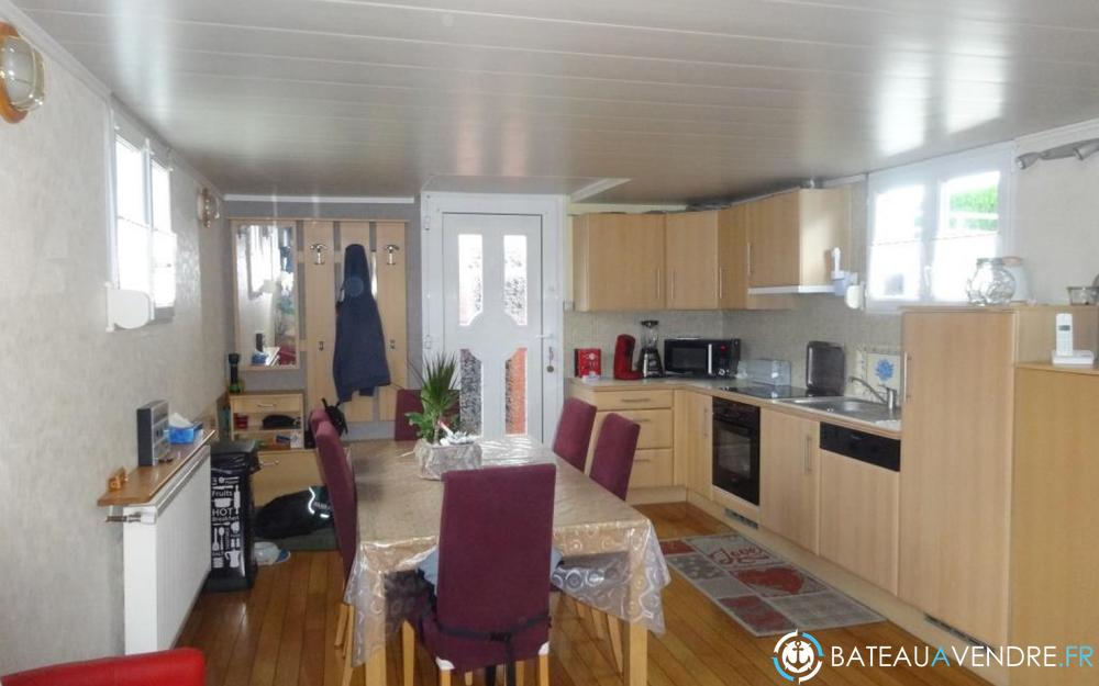 Bateau Logement Mi Amenagee 2ch interieur photo 5