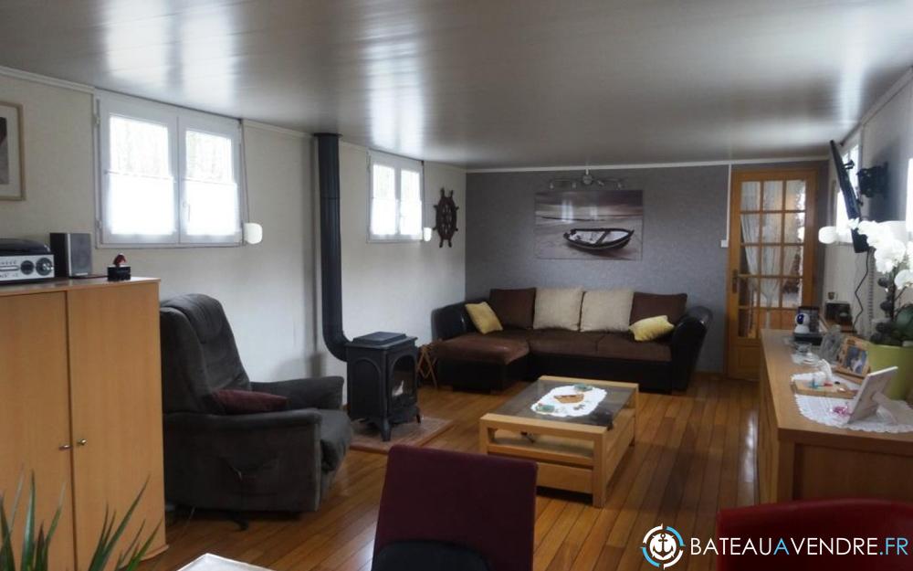 Bateau Logement Mi Amenagee 2ch  interieur photo 4