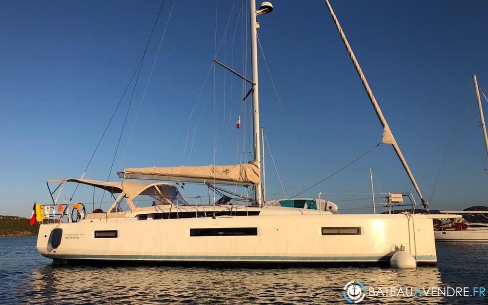 Jeanneau Sun Odyssey 440 exterieur photo de présentation