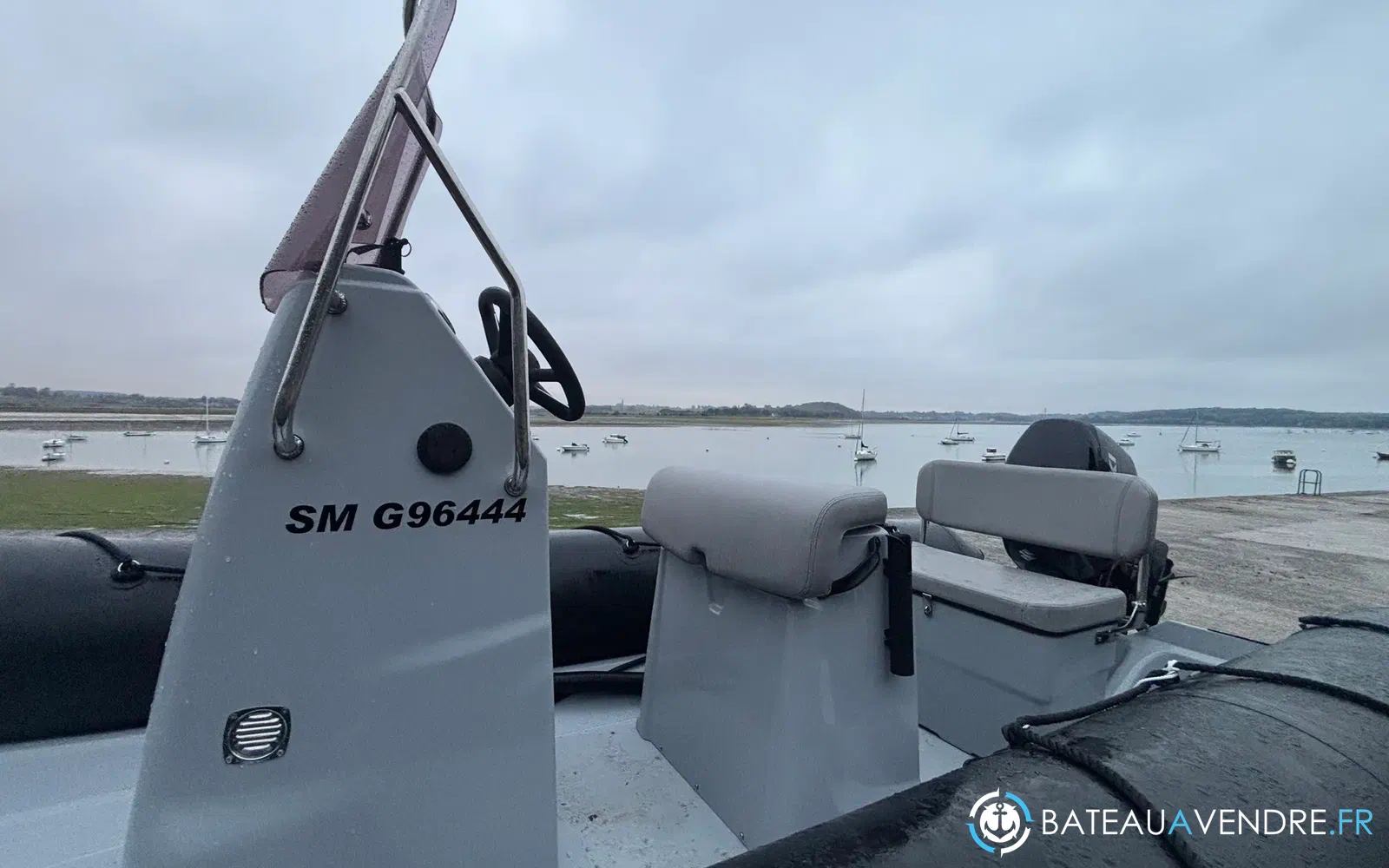 slider 11 Bombard Explorer 550