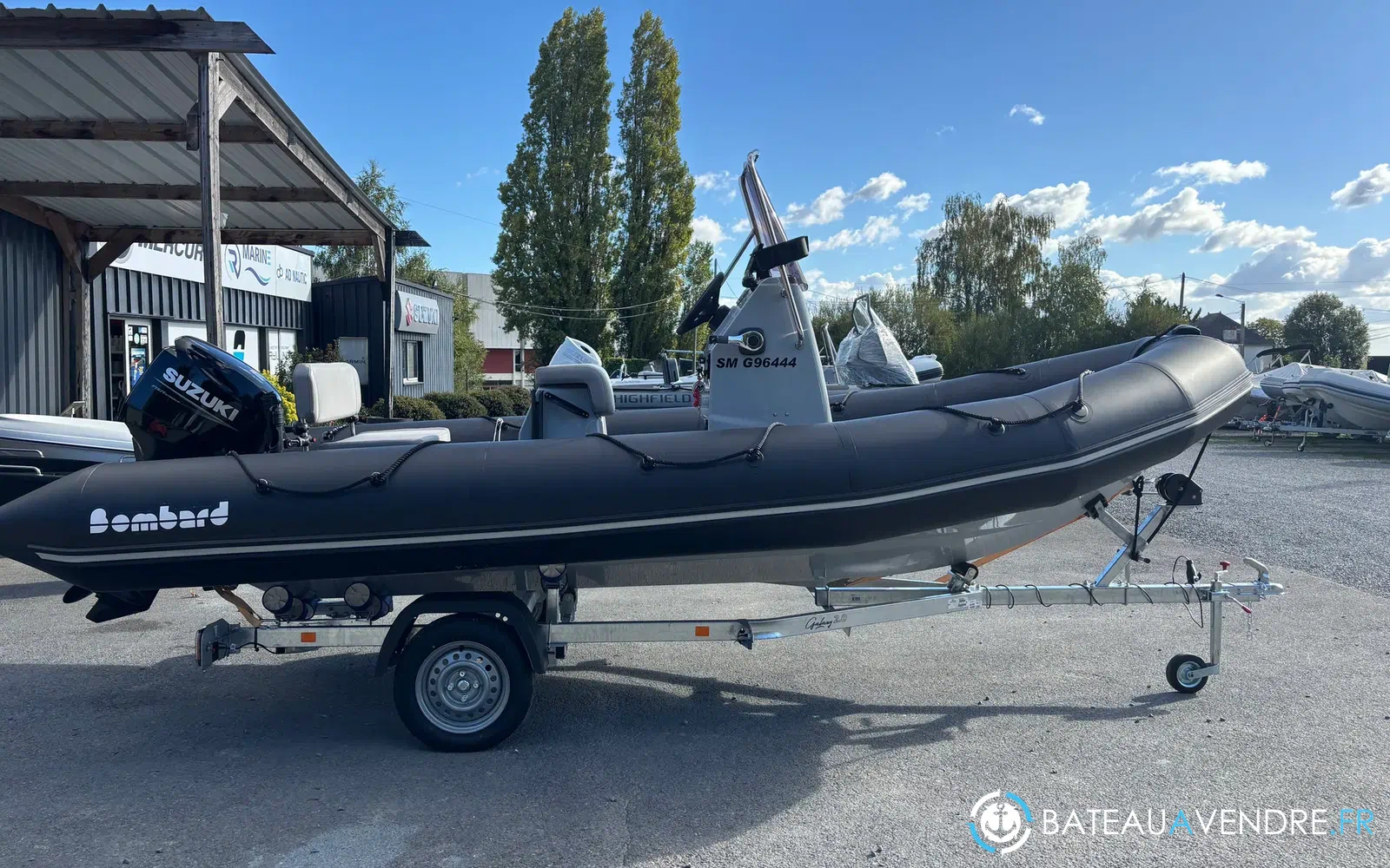 slider 14 Bombard Explorer 550