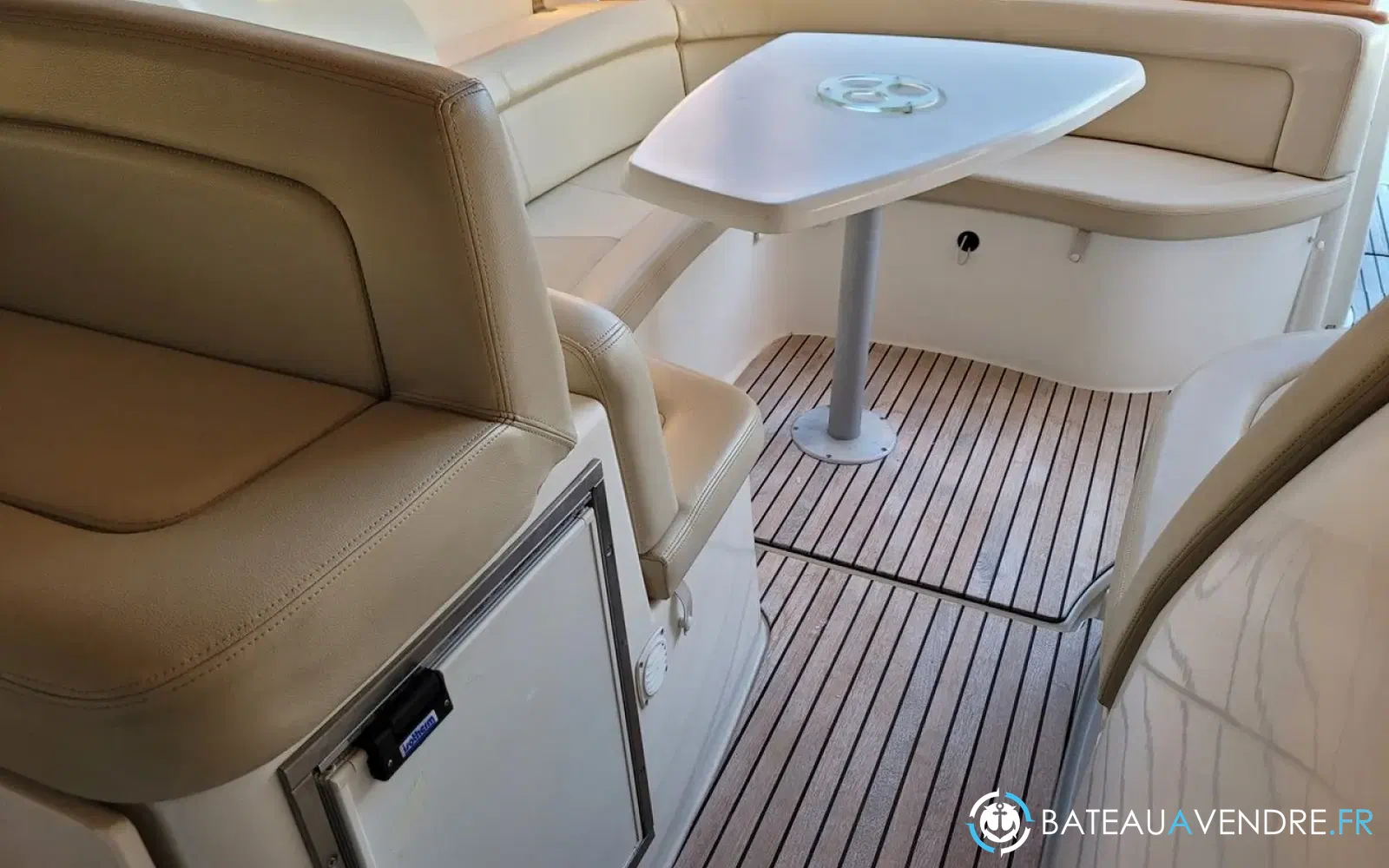 slider 8 Jeanneau Prestige 30 S