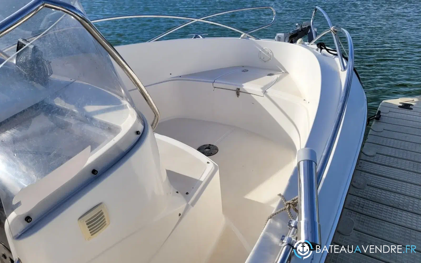 slider 2 Quicksilver 635 Commander