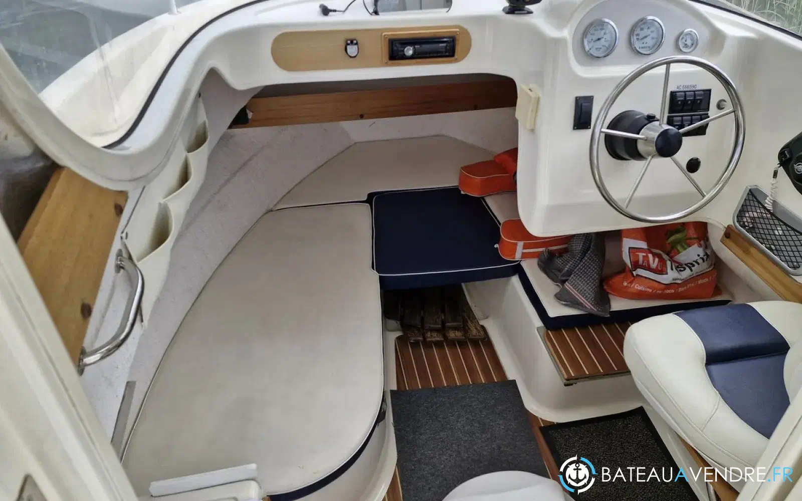 slider 2 Quicksilver 580 Pilothouse