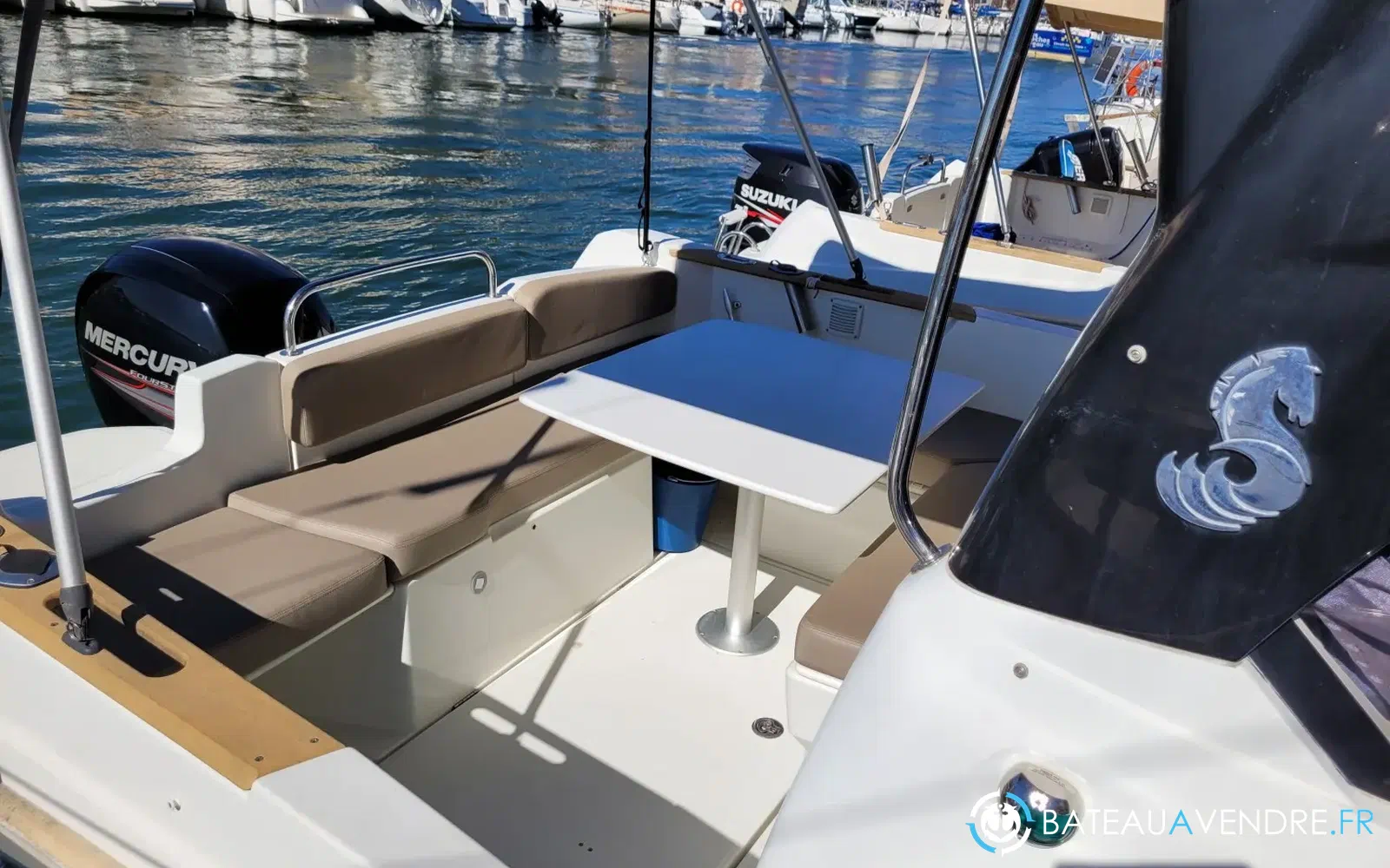 slider 6 Beneteau Antares 780 HB
