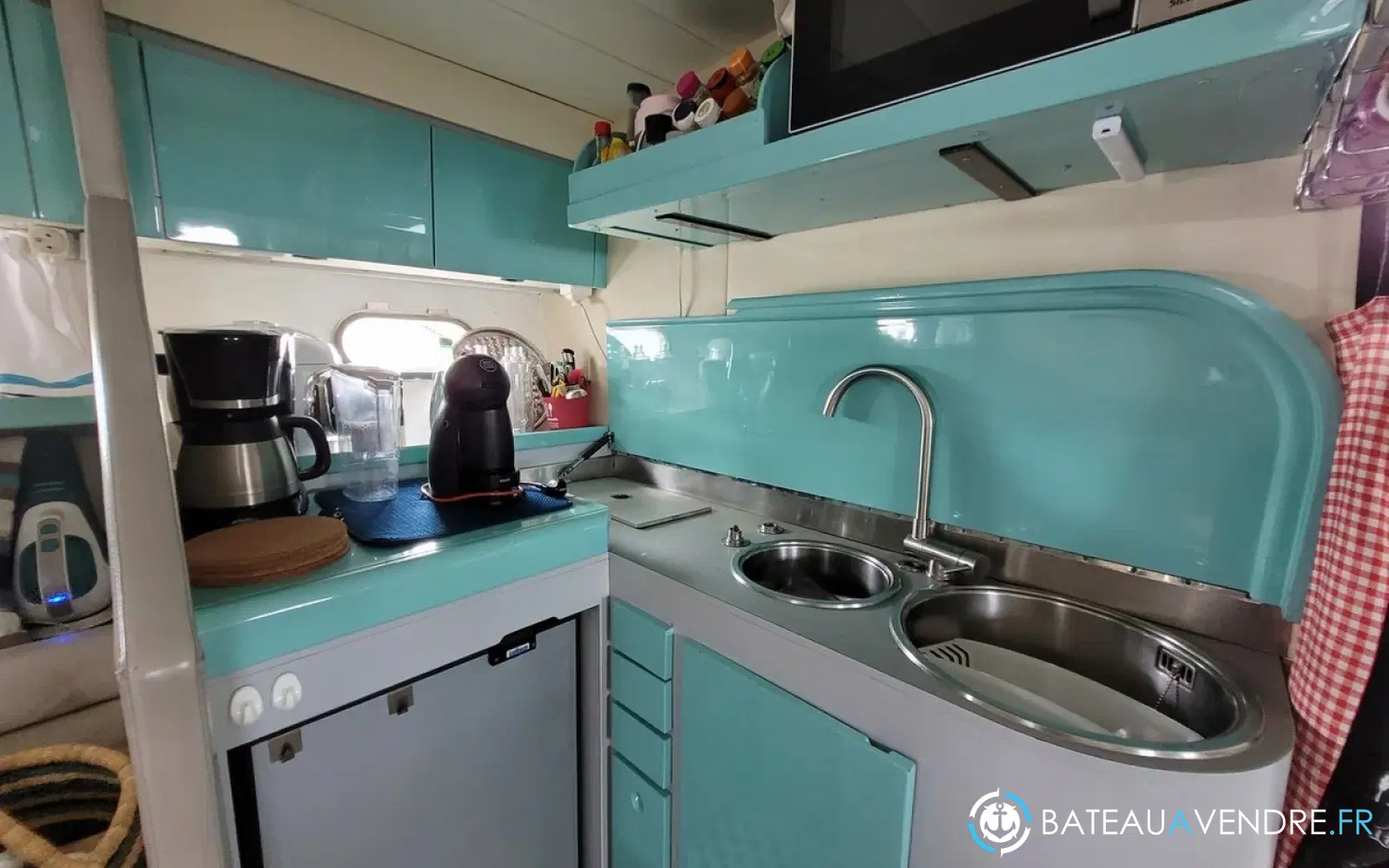 slider 2 Ferretti Altura 47