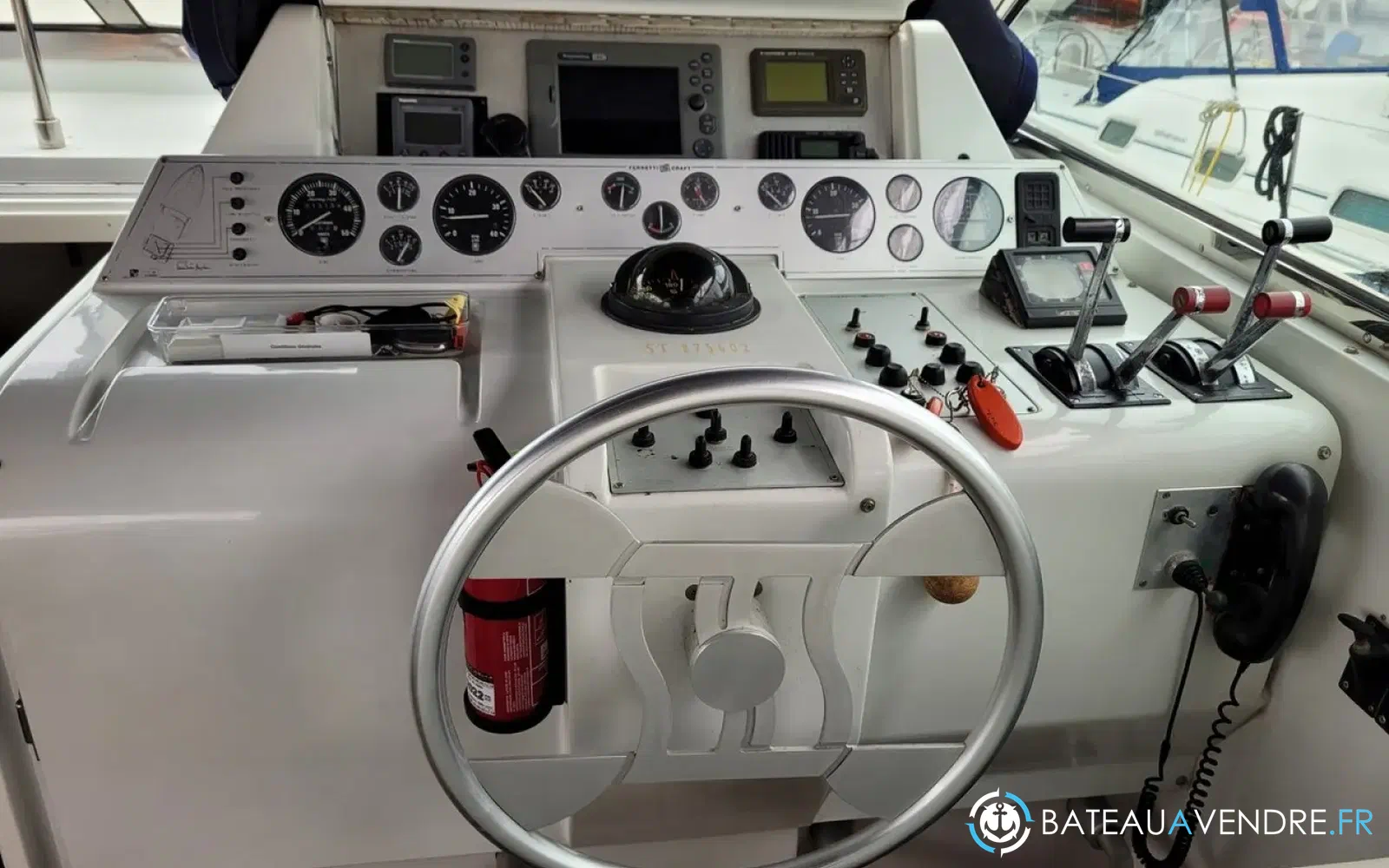 slider 6 Ferretti Altura 47