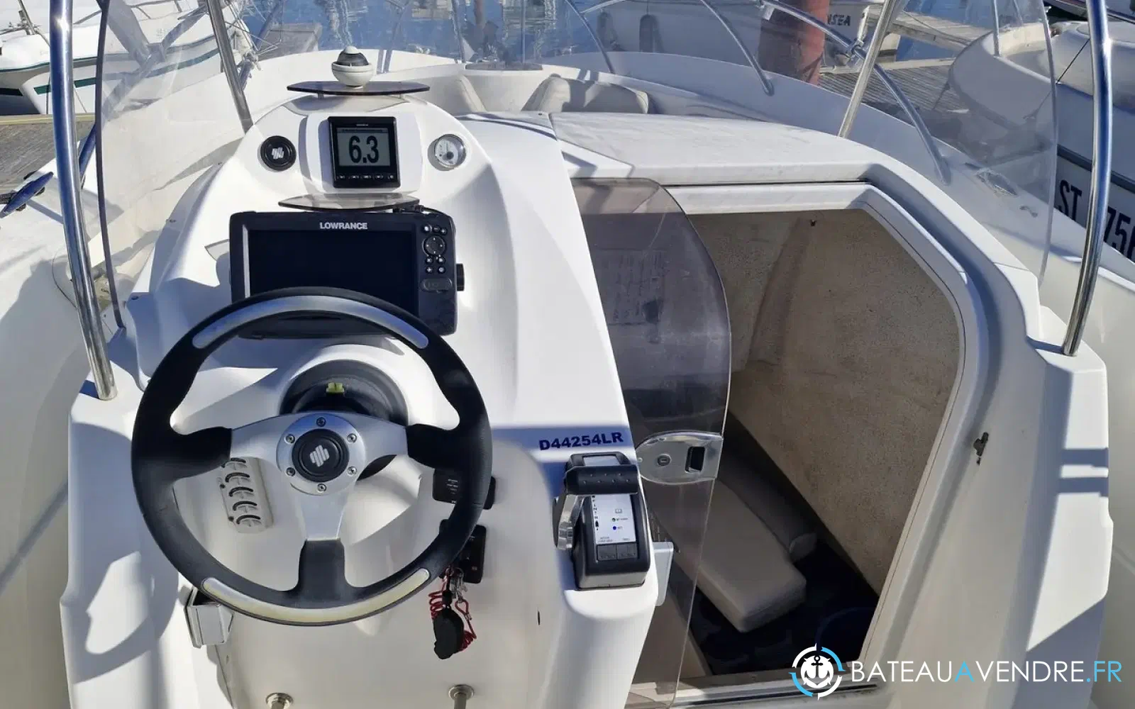 slider 8 Quicksilver 720 Commander