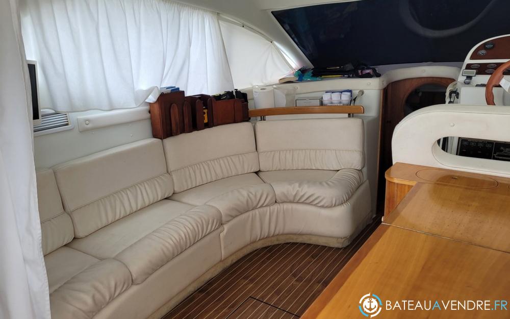 ST Boats 34 Cruiser Fly interieur photo 2