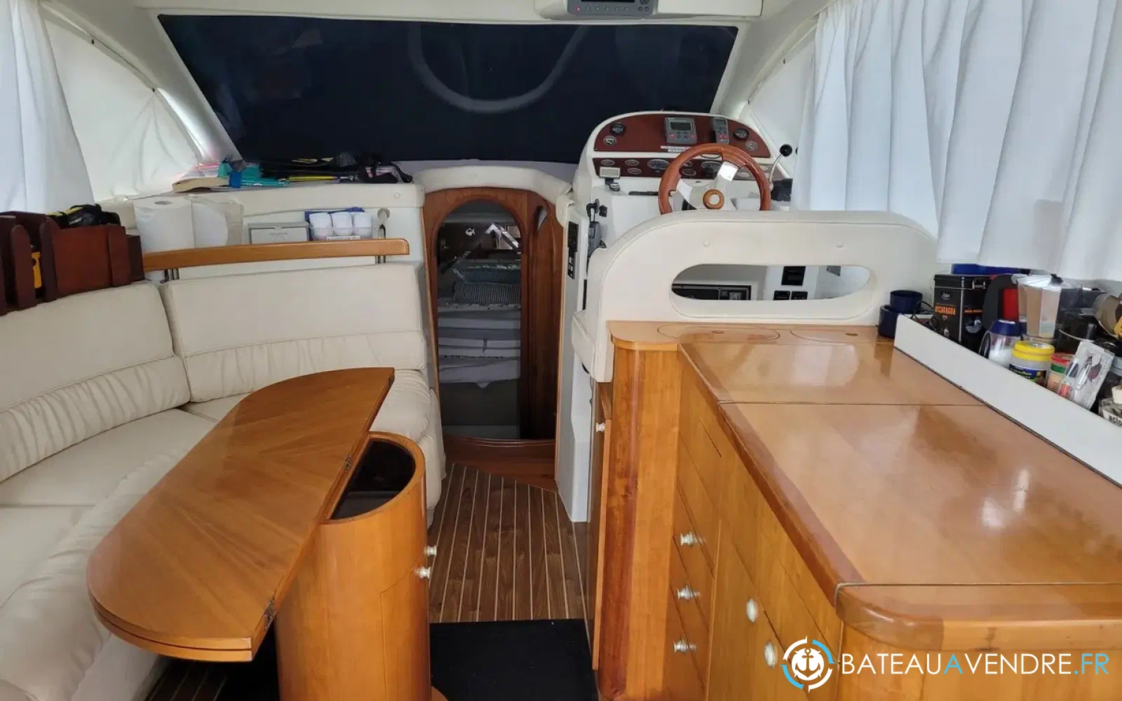 slider 2 ST Boats 34 Cruiser Fly