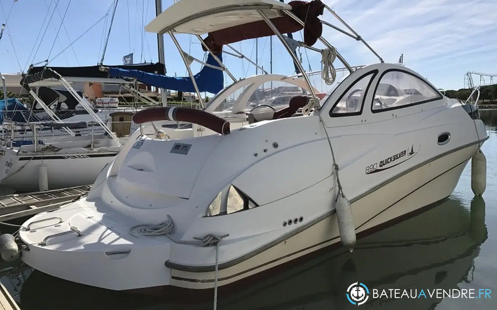 slider 6 Quicksilver 890 Cruiser