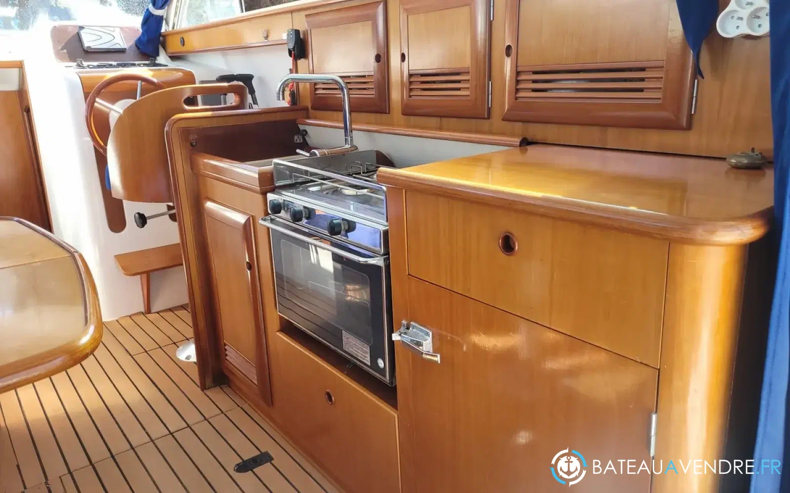 slider 2 Beneteau Antares 10.80 Fly