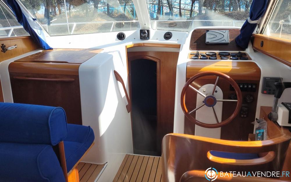 Beneteau Antares 10.80 Fly  interieur photo 4