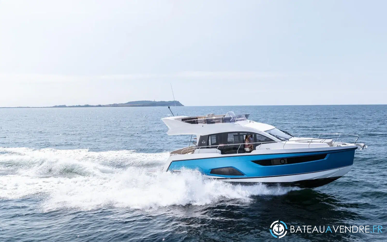 slider 1 Sealine F430