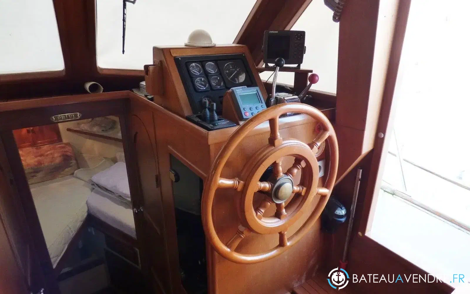 slider 10 Tung Hwa Clipper 31