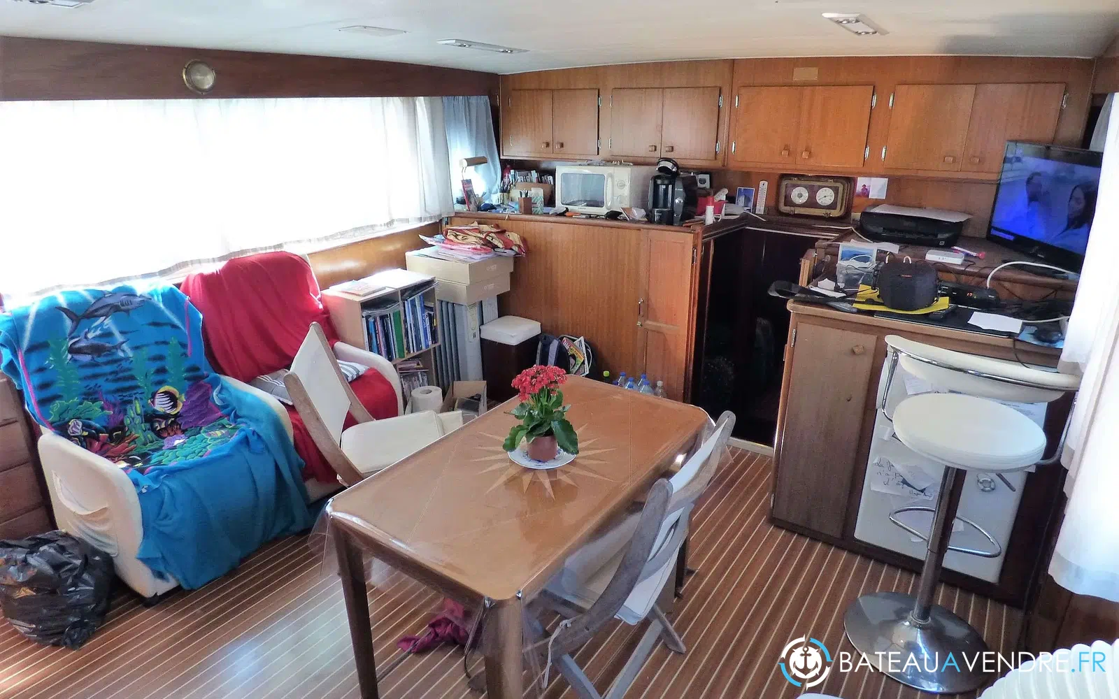 slider 11 Hatteras 58