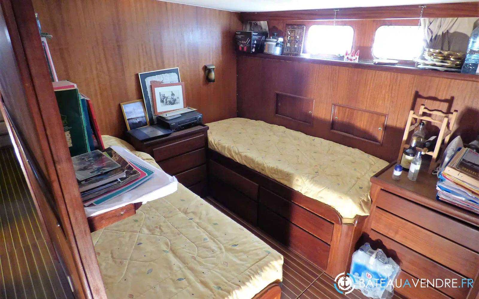 slider 22 Hatteras 58