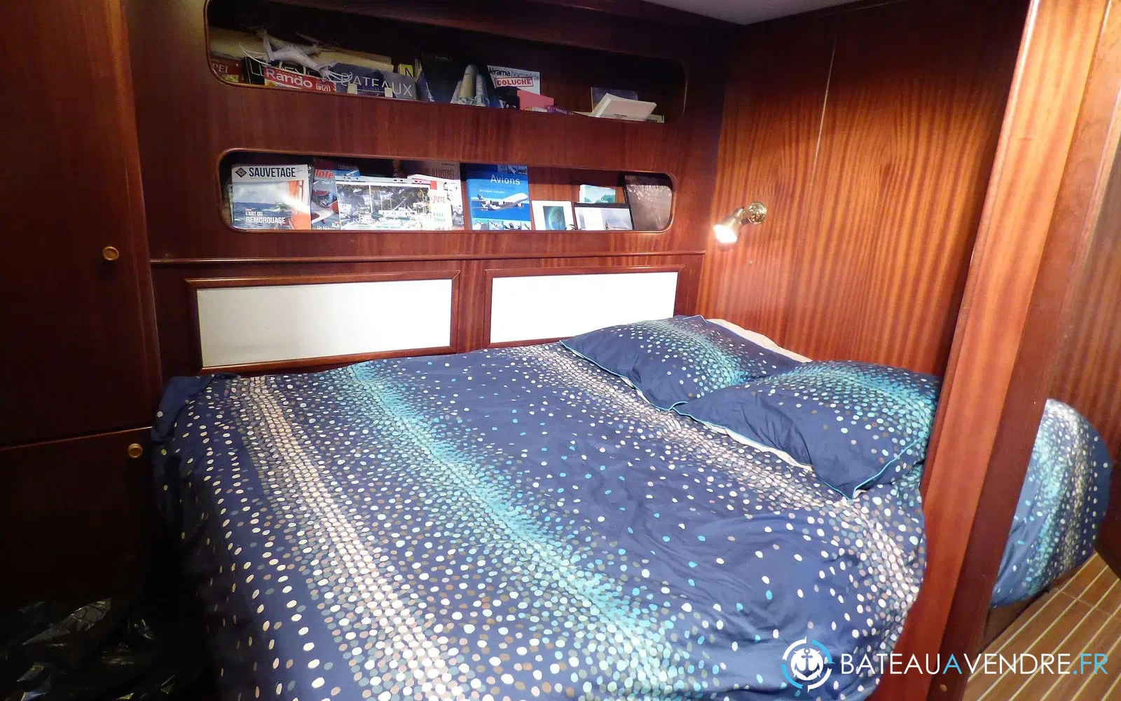 slider 29 Hatteras 58