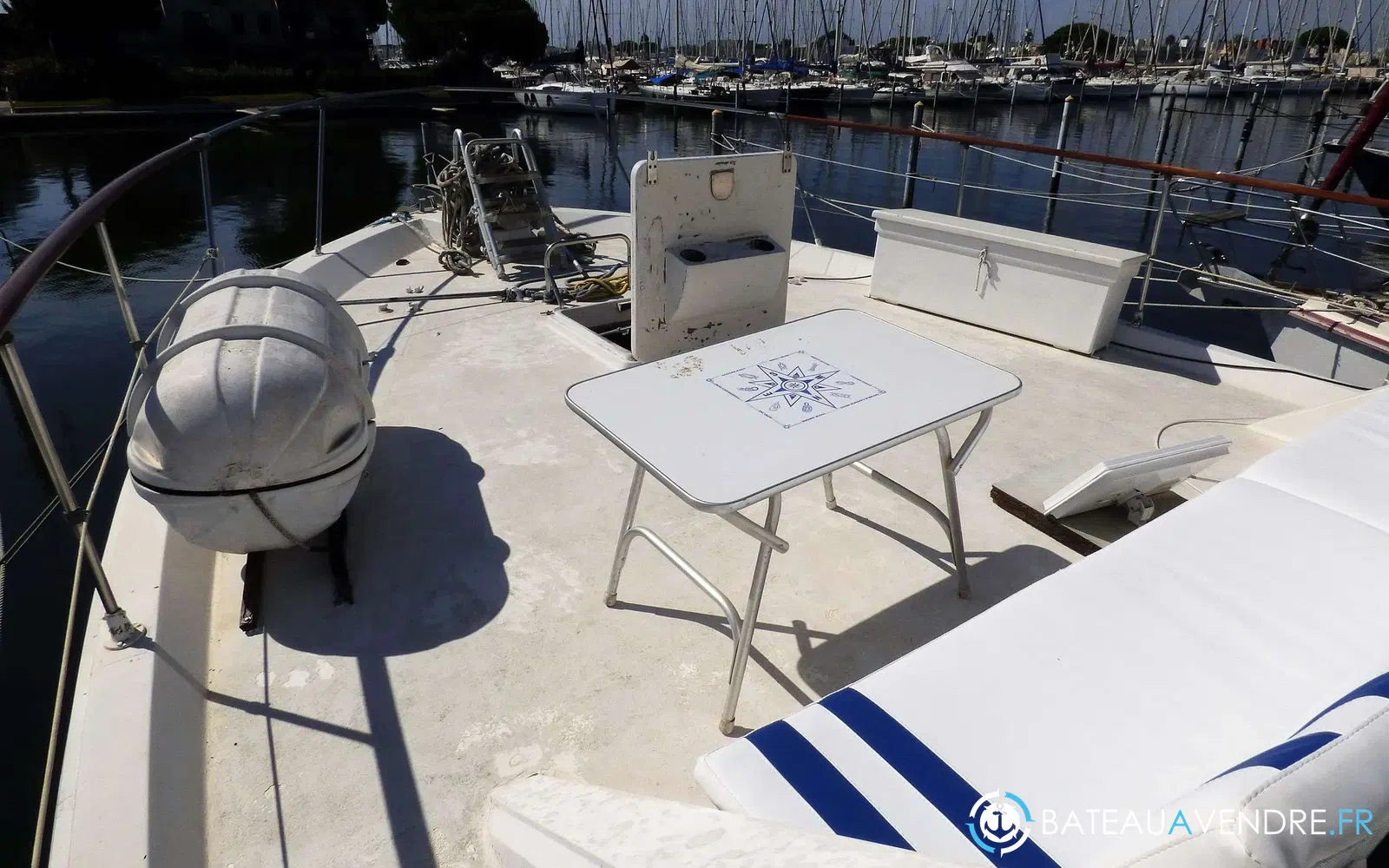 slider 8 Hatteras 58