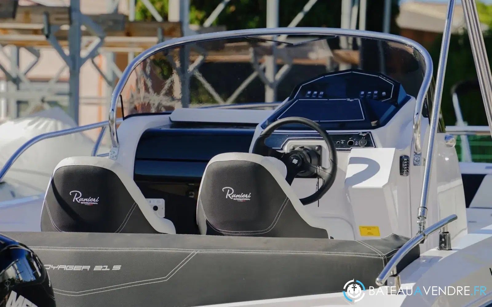 slider 12 Ranieri Voyager 21 S