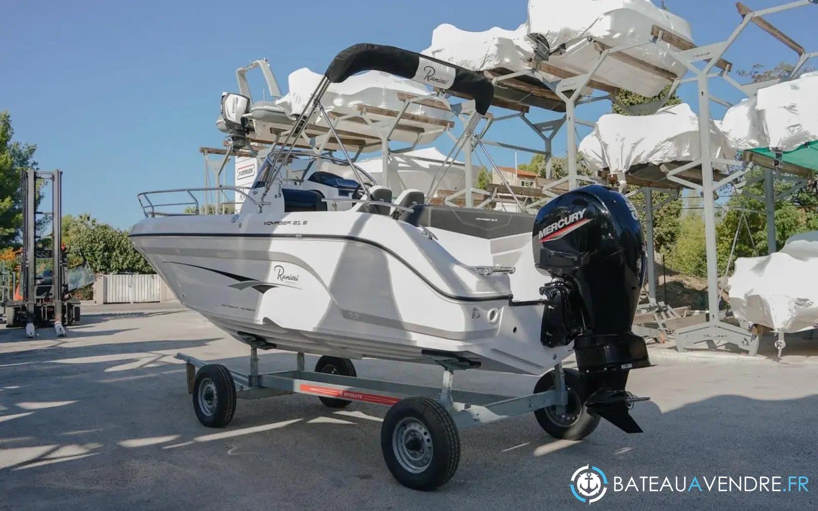 slider 1 Ranieri Voyager 21 S