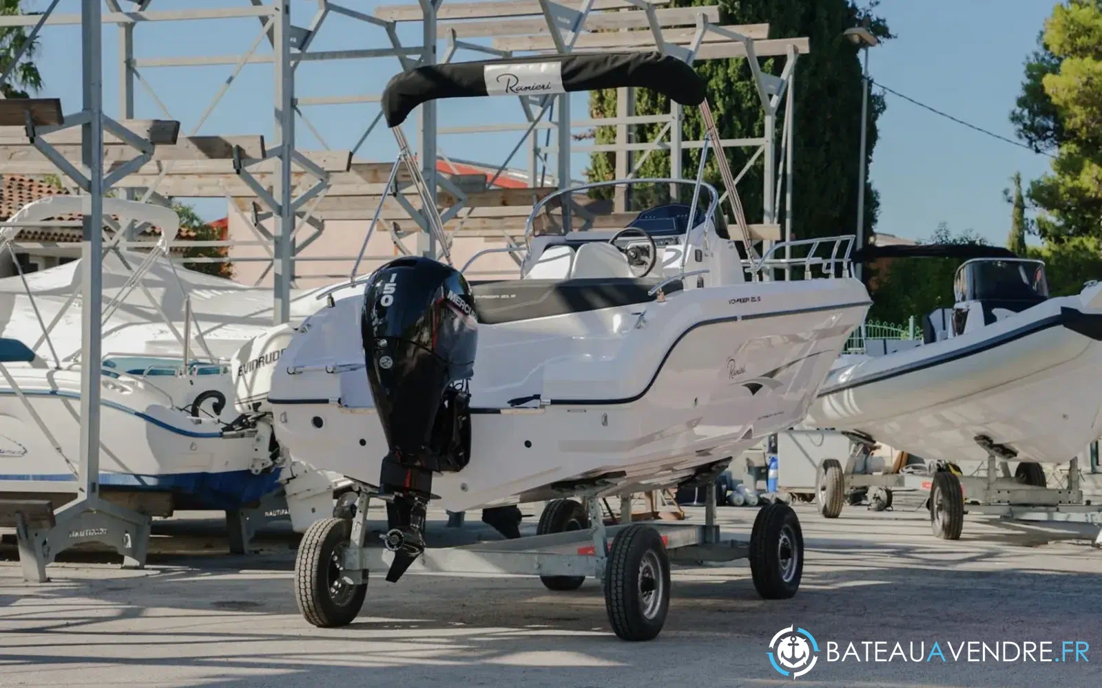 slider 2 Ranieri Voyager 21 S