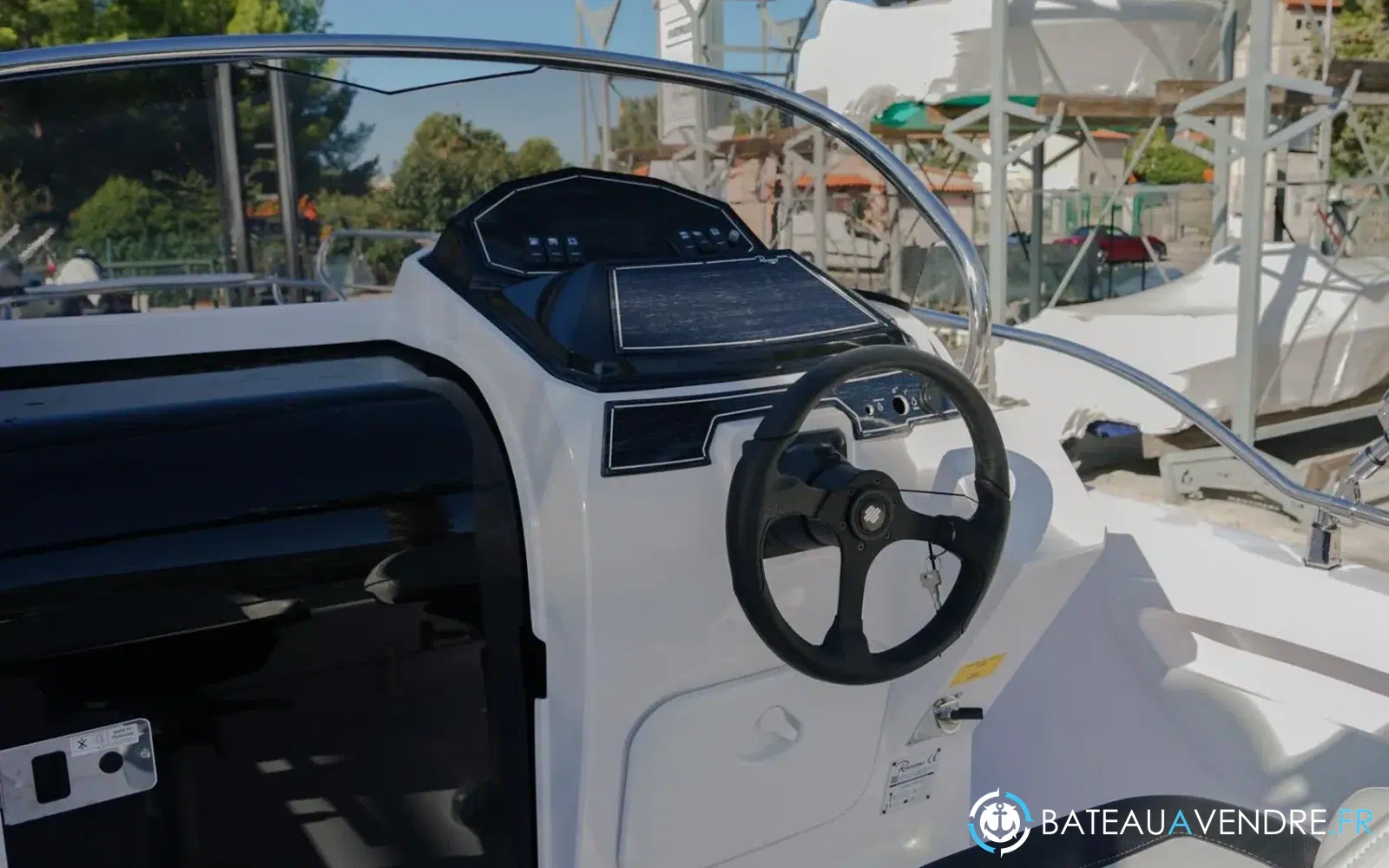 slider 4 Ranieri Voyager 21 S