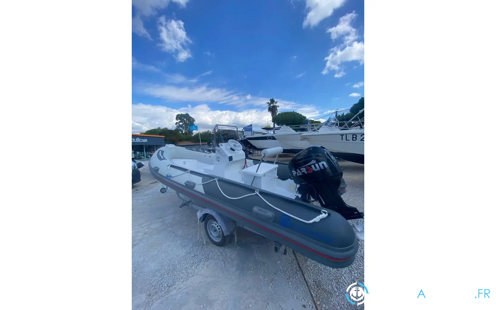 slider 2 Aura Marine Golden Ship 470