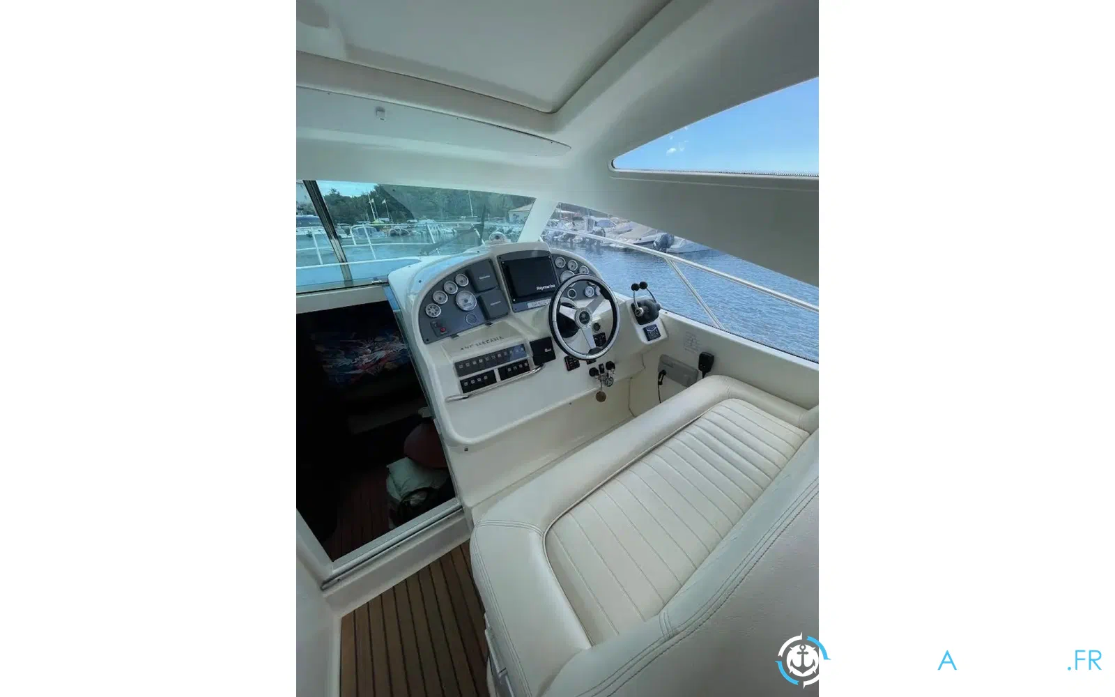 slider 3 Jeanneau Prestige 34 Hard Top