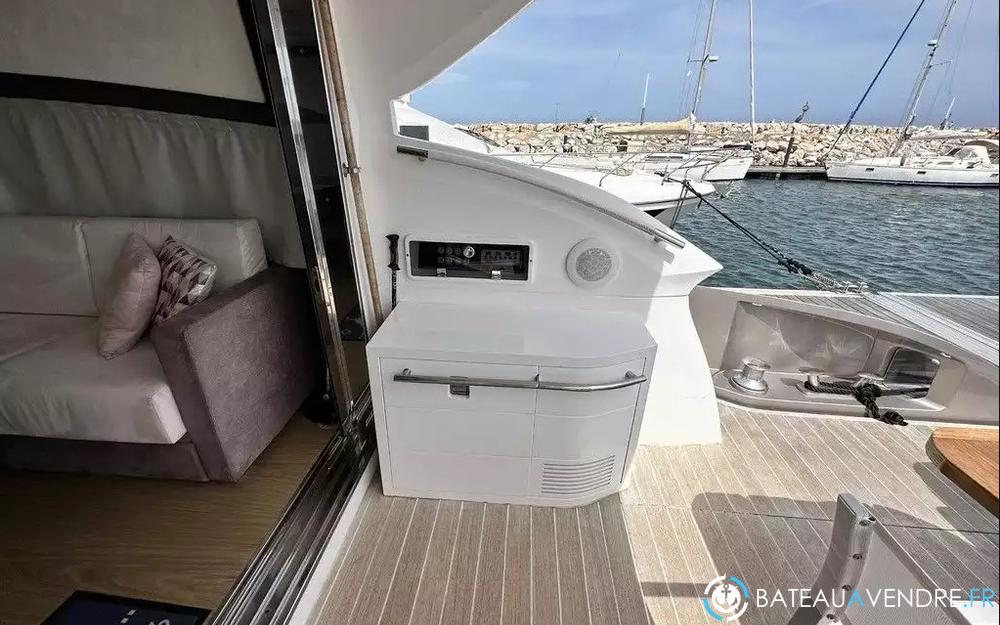 Sessa Marine C68 interieur photo 5