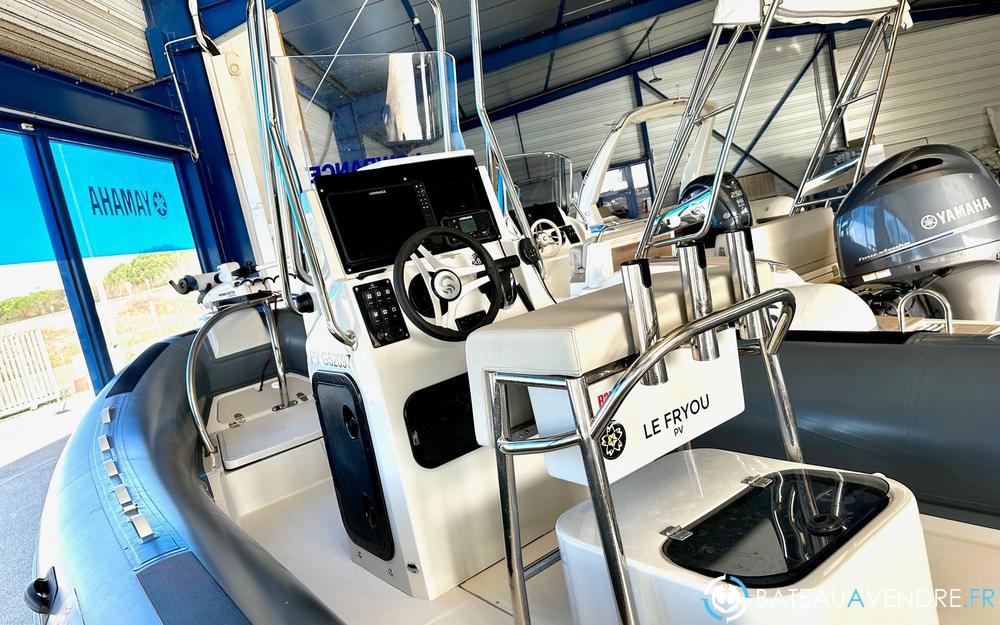 Capelli Tempest 625 Fish interieur photo 4