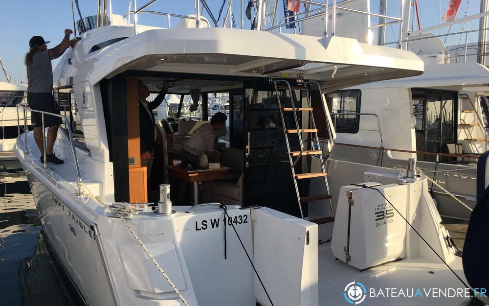 Beneteau Swift Trawler 35  interieur photo 5