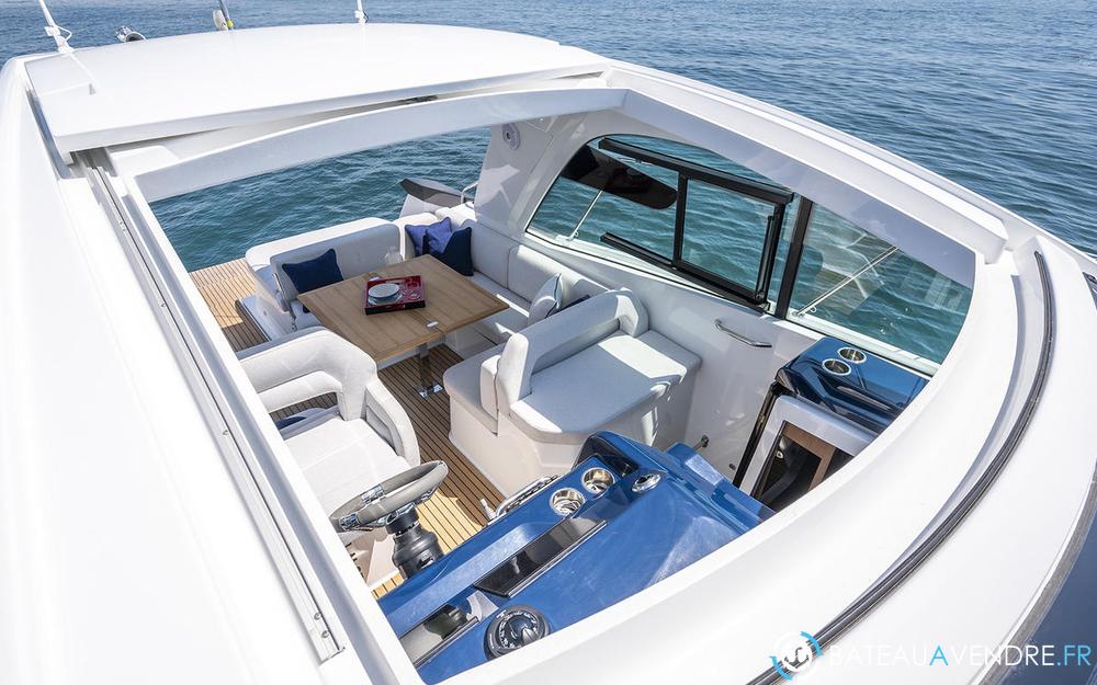 Beneteau Gran Turismo 36 interieur photo 4