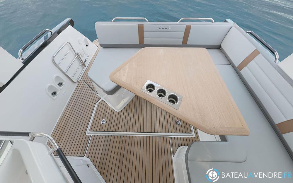 Beneteau Gran Turismo 32 interieur photo 3