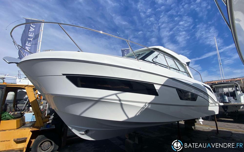 Beneteau Antares 9 OB photo de présentation