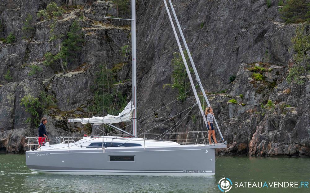 Beneteau Oceanis 30.1 exterieur photo de présentation