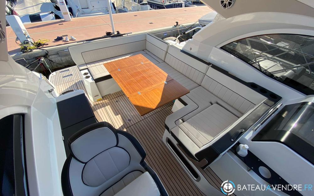 Jeanneau Leader 33  interieur photo 5