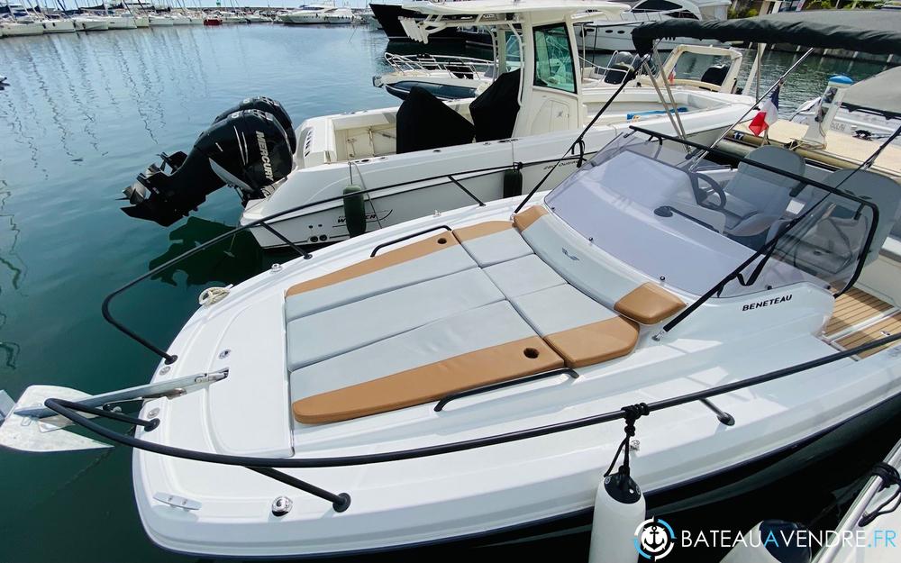 Beneteau Flyer 8 SUNdeck  exterieur photo de présentation