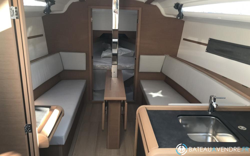 Jeanneau Sun Odyssey 349 Performance  interieur photo 3