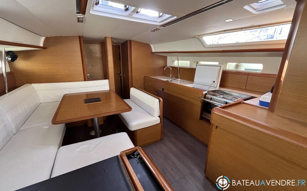 Jeanneau Sun Odyssey 519 interieur photo 2