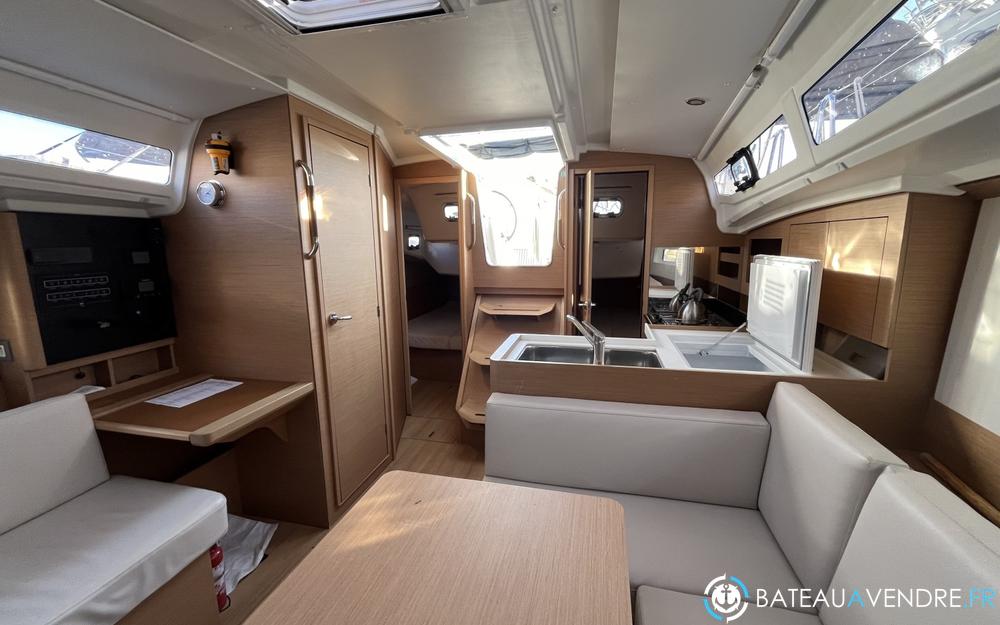 Jeanneau Sun Odyssey 380 interieur photo 2