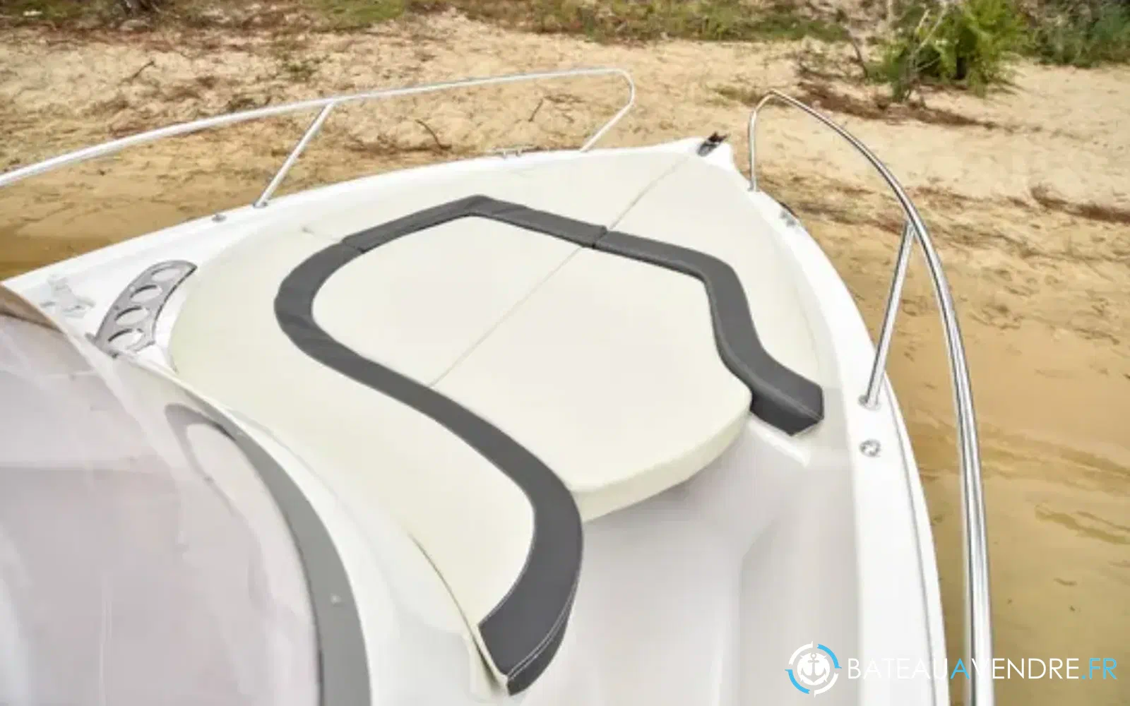 slider 3 B2 Marine Cap Ferret 572 Open