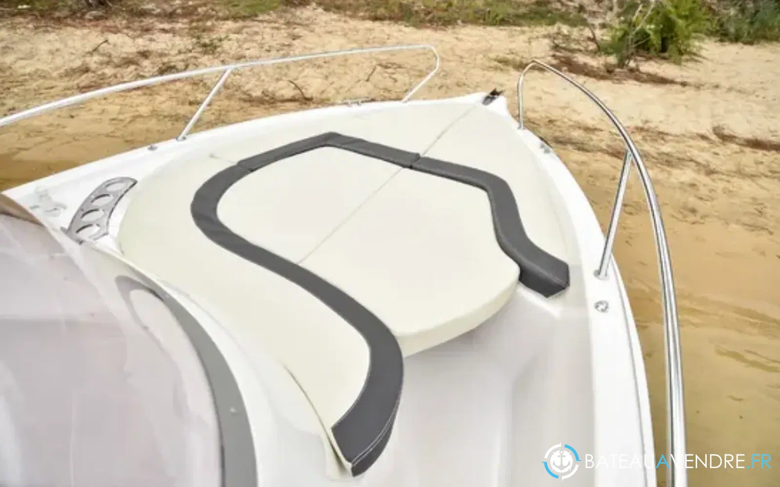 slider 2 B2 Marine Cap Ferret 572 Open