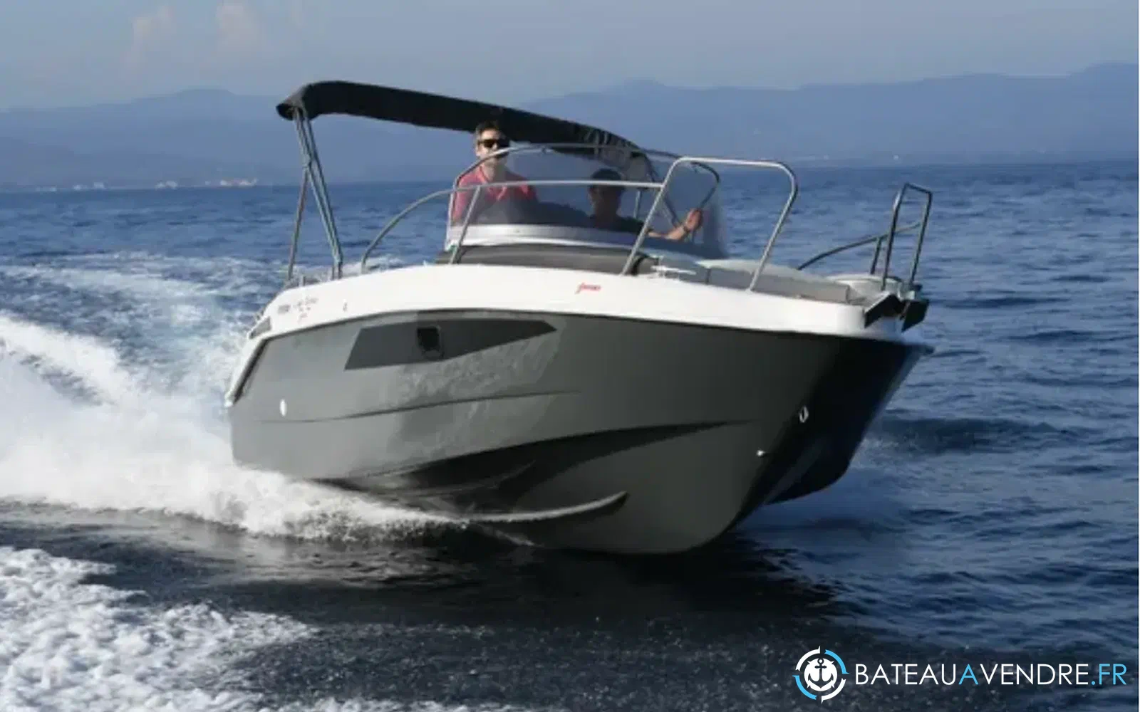 slider 2 B2 Marine Cap Ferret 702 Sun Deck