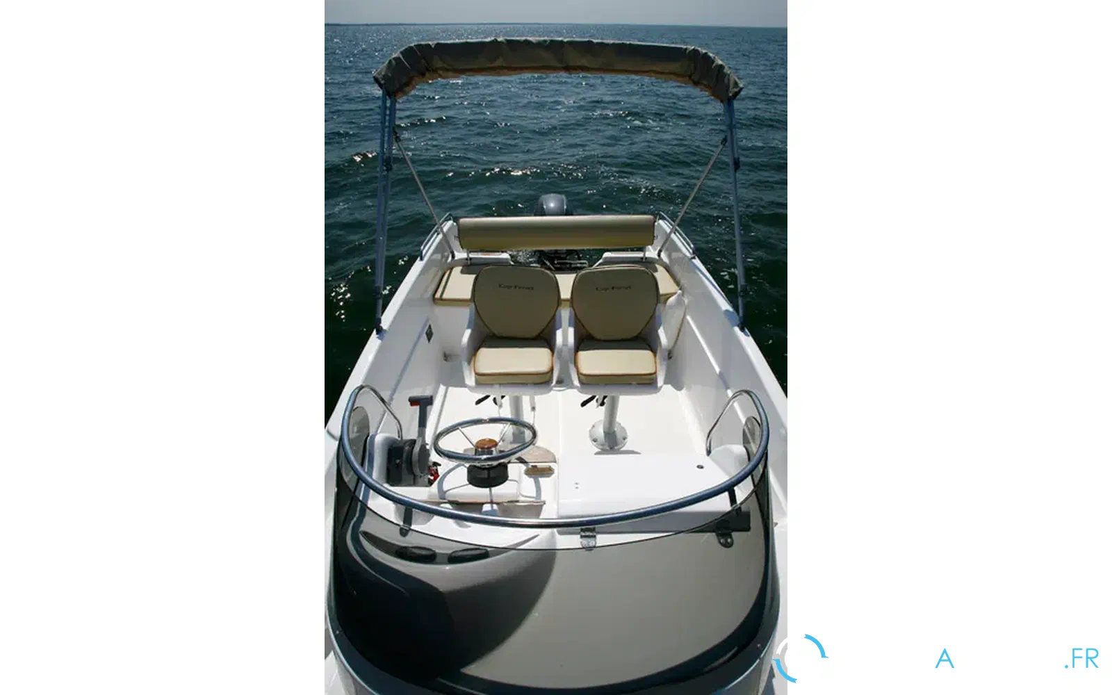 slider 1 B2 Marine Cap Ferret 522 Sun Deck