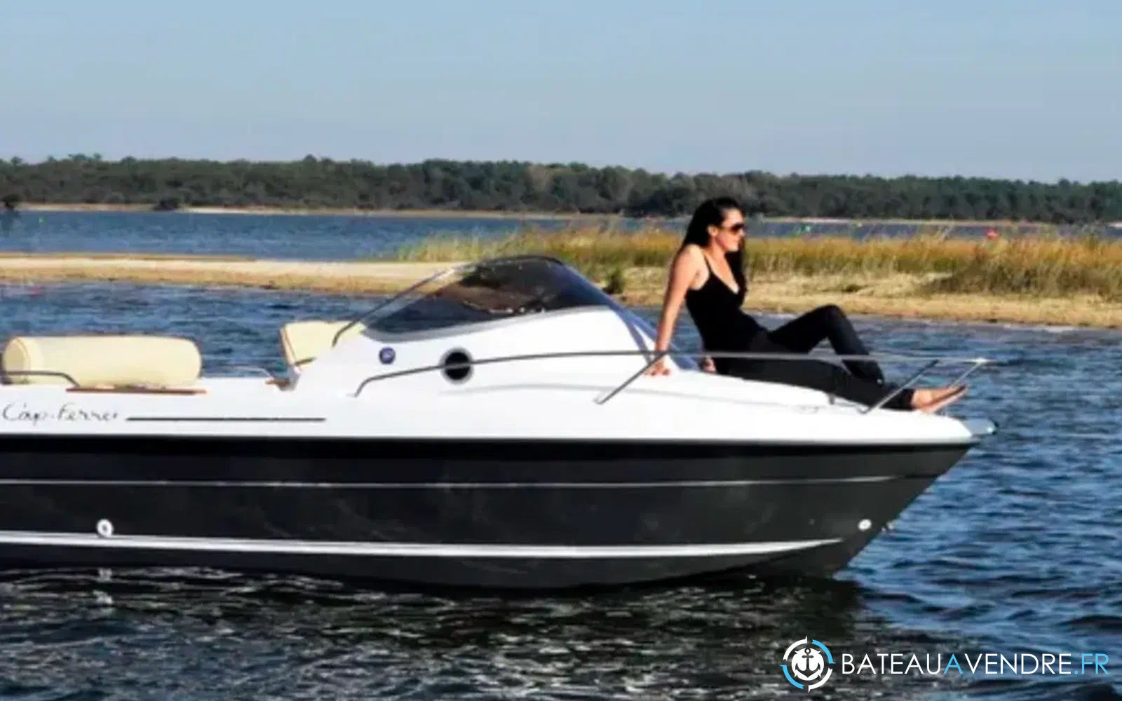 slider 2 B2 Marine Cap Ferret 522 Cruiser