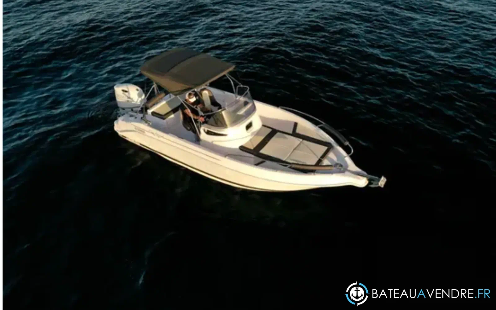 slider 1 B2 Marine Cap Ferret 702 Open