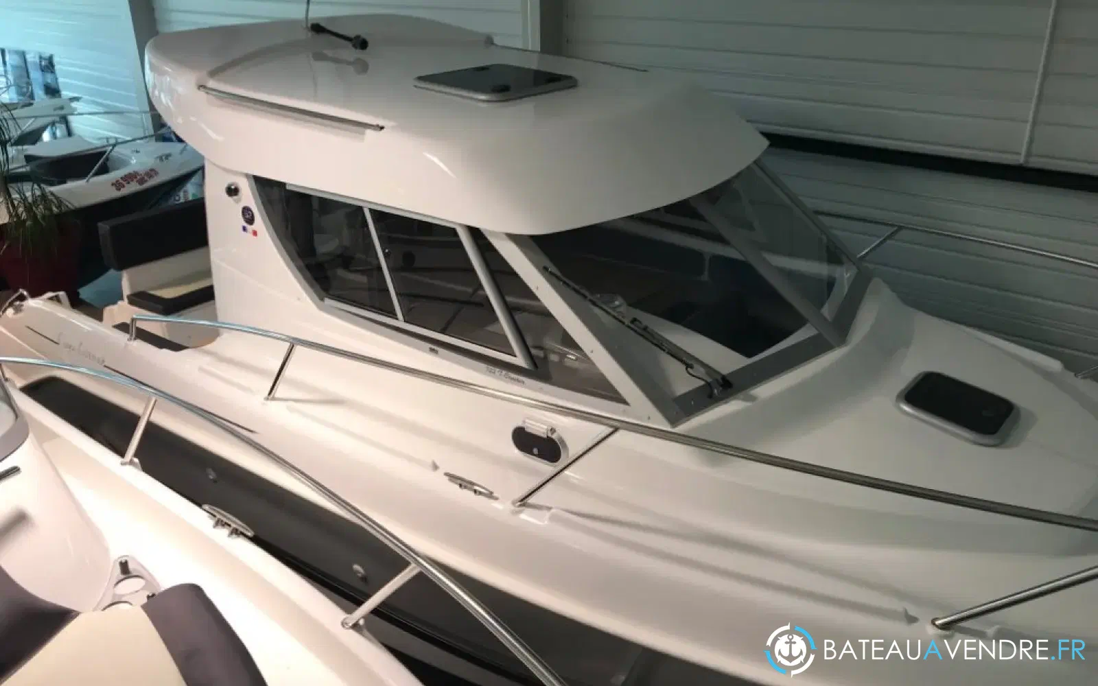 slider 1 B2 Marine Cap Ferret 722 T.Cruiser