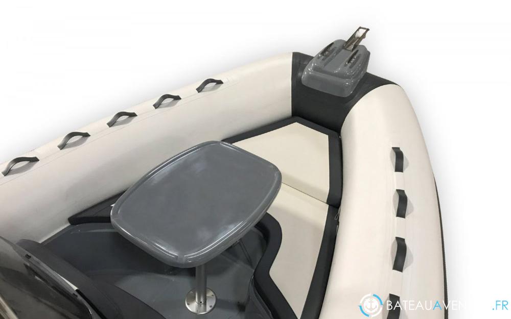 3D Tender Lux 655 interieur photo 2