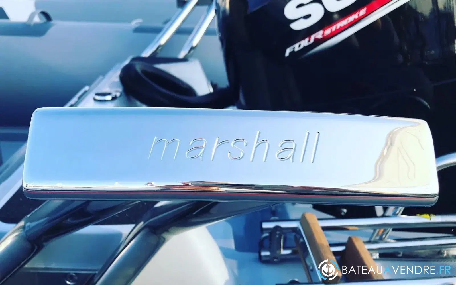 slider 9 Marshall M2 Touring